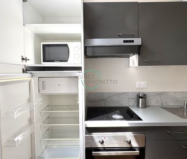 Location Appartement 2 pièces 31m² MARSEILLE 5ème - Photo 4