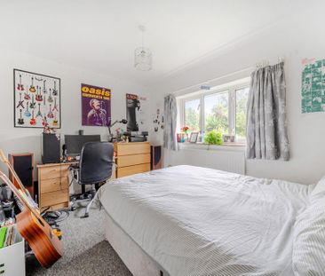 4 bedroom semi-detached house to rent - Photo 1