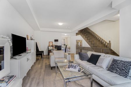 For Lease - 3018 Eighth Line, Oakville, Ontario - Photo 4