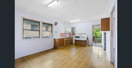 Huge Backyard in Prime Carina Heights Location - Photo 5