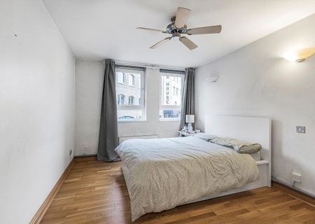 St. Katharines Way - Photo 3