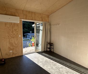 Studio Unit - Angle Street, Picton - Photo 2