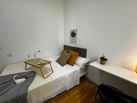 Calle de Lagasca, Madrid, Community of Madrid 28006 - Photo 2