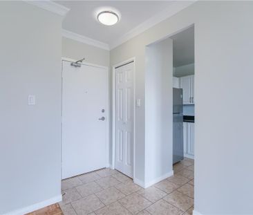 Imperial Towers - Photo 3