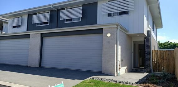 DUCTED AIR CONDITIONING & 1 WEEK FREE RENT. see terms - Photo 2