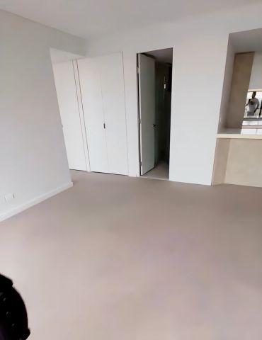 2 bed 2 bath - Photo 3