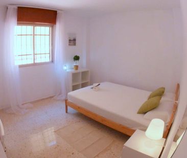 Avenida de Barcelona, Málaga, Andalusia 29009 - Photo 5