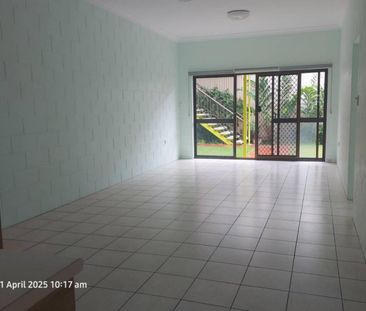 2 Br Unit CBD Kuranda Village. Walk to Everything - Photo 3