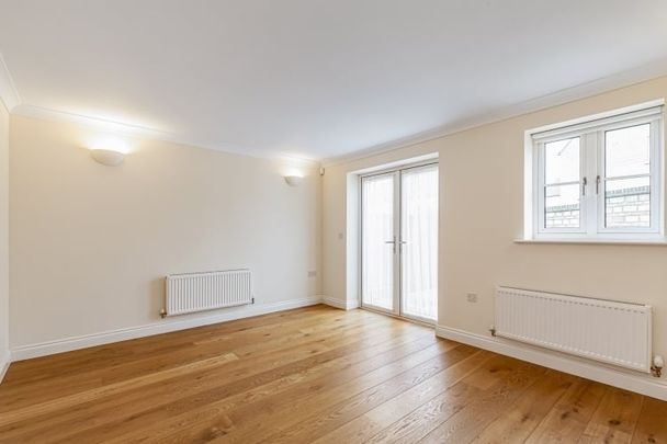 Buttercross Lane, Witney - Photo 1