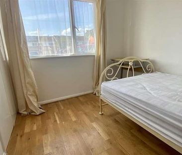 Dillotford Avenue, Coventry, CV3 - Photo 2