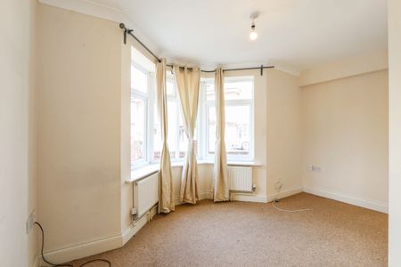 1 bedroom apartment to rent Priory View Road, Bournemouth, BH9 - Photo 2