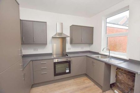 Wigan Lower Road, Standish Lower Ground, Wigan, WN6 - Photo 4