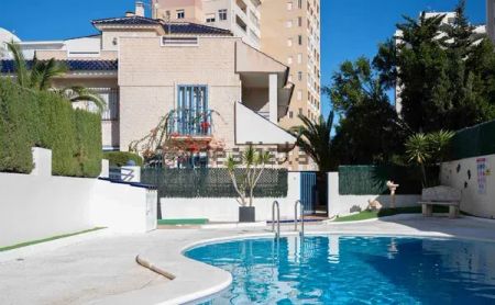 Alquiler de chalet pareado en Av Pacifico, 2 - Photo 5