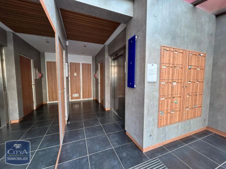 Appartement à louer 3 pièces 75.83m² - Photo 3