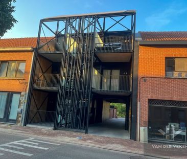 Appartement te huur in Diepenbeek voor € 795 met 1 slaapkamer - Photo 3