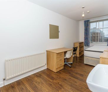 6 bed apartment to rent in Clayton Street West, Newcastle Upon Tyne... - Photo 6