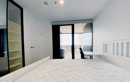 2 bed 2 bath master room-1208 - Photo 5