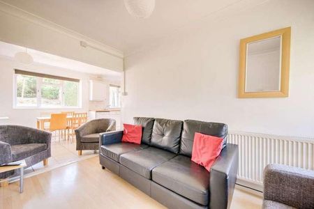 Warwick Road, Canterbury, CT1 - Photo 4