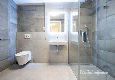 Pronájem bytu 4+kk 120 m² - Фото 5