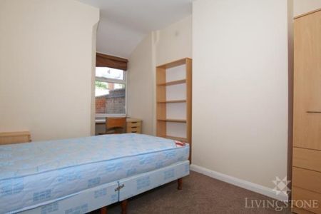 5 bedroom terraced house to rent - Photo 3
