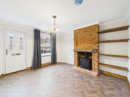 2 bedroom terraced house to rent - Photo 3