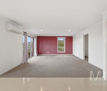 Comfortable Family Living in a Prime Location - Photo 1