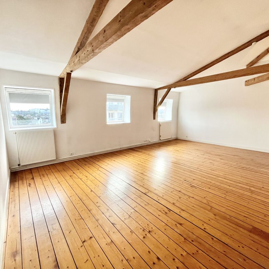 Location Appartement 5 pièces 116m² LIMOGES 87000 - Photo 1