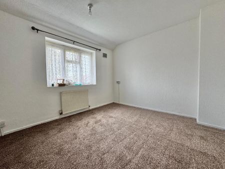 3 bedroom end of terrace house to rent - Photo 5