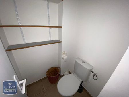 Location Appartement 2 pièces 48m² TOULON 83200 - Photo 4