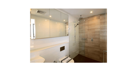 Modern 2-Bedroom, 2-Bathroom Apartment in Zetland - Photo 3
