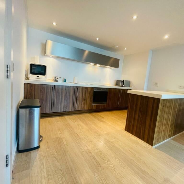 1 Bed Flat, Orion Building, B5 - Photo 1