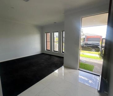 “Contemporary Family Living in Emerald Park Estate!” - Photo 3