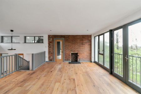 44 Stoneyford Road, Lisburn, BT28 3RG - Photo 2