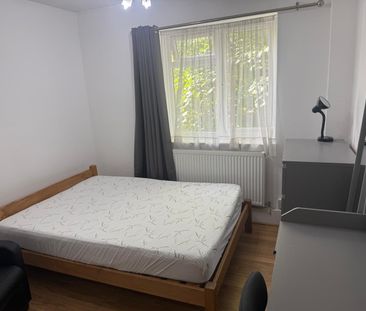 Room in a Shared Flat, Atney Road, SW15 - Photo 6