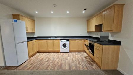 3 bedroom apartment to rent - Photo 4