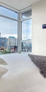 Modern and Bright 2 bedroom 2 bathroom pet-friendly furnished rental - Photo 4