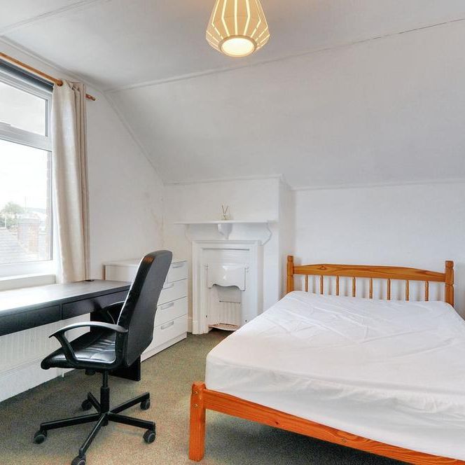 5 bedroom terraced house to rent - Photo 1