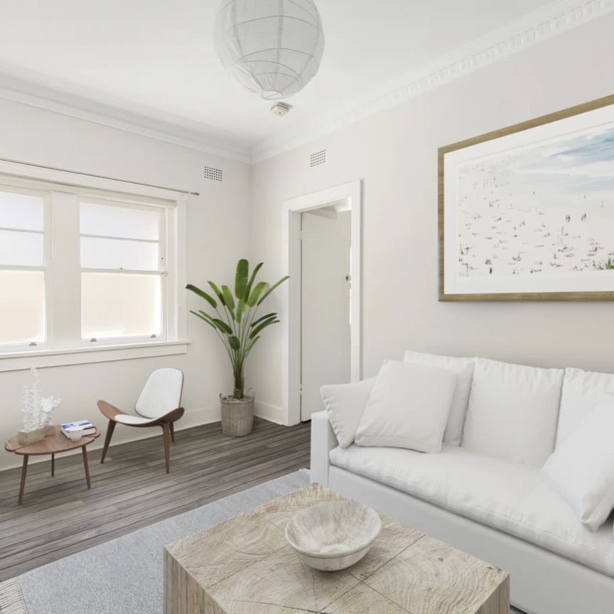 Immaculate apartment only moments to Bondi Beach! - Photo 1