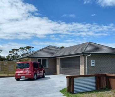 Newly Built Family Home - Photo 6