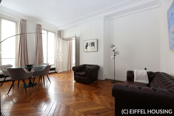 Tout savoir sur cet appartement dans le quartier Saint Thomas d'Aquin, à Paris 7ème - Photo 1