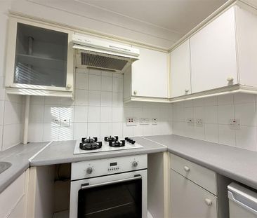 Studio to rent - Photo 5