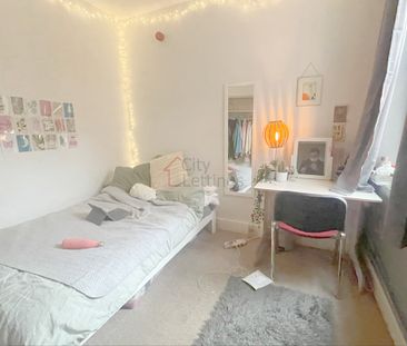 7 Bedroom Flat - Photo 6
