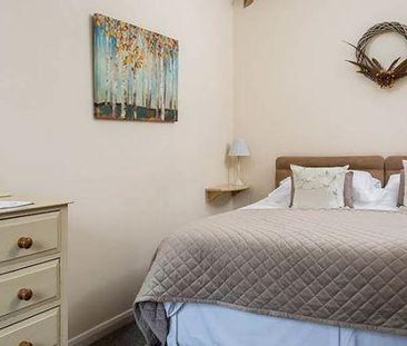 2 bedroom barn conversion to rent - Photo 3