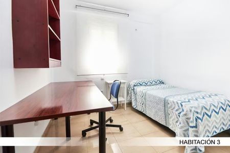 Calle Santo Ángel, Sevilla, Andalusia 41011 - Photo 2