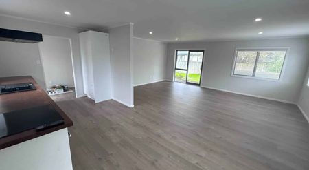 Newly Renovated Family Living - Photo 3