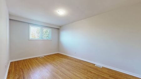 For Lease - 1210 Victoria Park Avenue, Toronto, Ontario - Photo 3