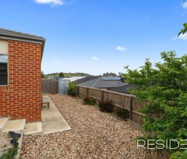 “MODERN FIVE BEDROOM HAVEN!” - Photo 3