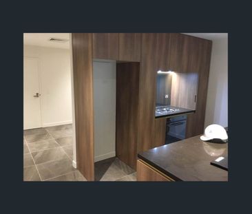 1 Bed 1 Bath City Apartment Available - Photo 2