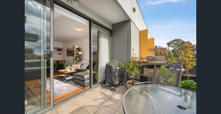 Stylish Apartment in a Leafy Kensington - Photo 4