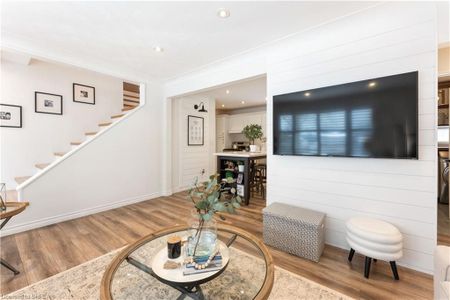 For Lease - 7 Sycamore Drive, Brantford, Ontario - Photo 5